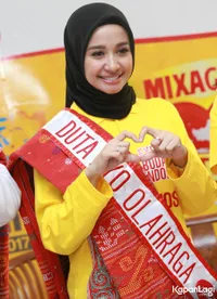 Foto Laudya Cynthia Bella