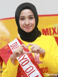 Foto Laudya Cynthia Bella
