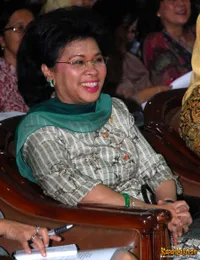 Foto Linda Agum Gumelar