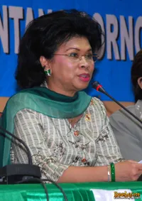 Foto Linda Agum Gumelar