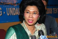 Foto Linda Agum Gumelar