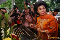 Foto Linda Agum Gumelar