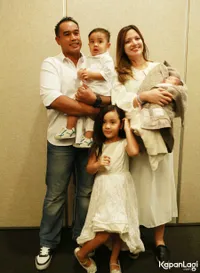 Foto Magika Zalardi Bakrie