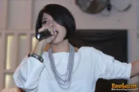 Foto Maliq and D Essentials