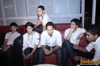 Foto Maliq and D Essentials
