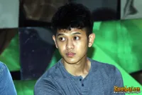 Foto Maliq and D Essentials