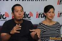 Foto Maliq and D Essentials