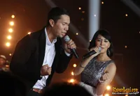 Foto Maliq and D Essentials