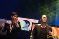 Foto Maliq and D Essentials