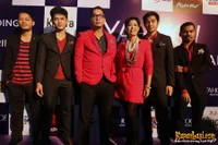 Foto Maliq and D Essentials