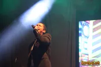 Foto Maliq and D Essentials