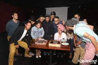 Foto Maliq and D Essentials