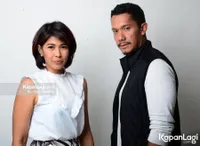 Foto Maliq and D Essentials