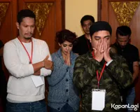 Foto Maliq and D Essentials