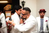 Foto Maliq and D Essentials