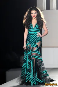 Foto Manohara Odelia Pinot