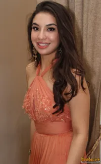 Foto Manohara Odelia Pinot