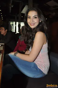 Foto Manohara Odelia Pinot