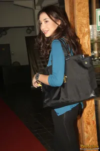 Foto Manohara Odelia Pinot