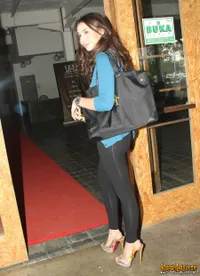 Foto Manohara Odelia Pinot