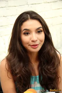 Foto Manohara Odelia Pinot