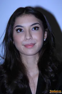 Foto Manohara Odelia Pinot