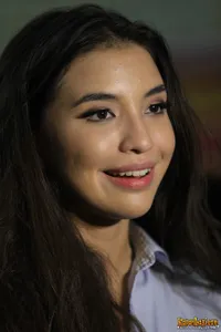 Foto Manohara Odelia Pinot