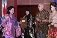 Foto Mari Elka Pangestu