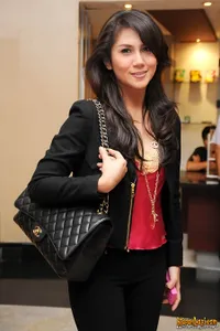 Foto Marini Zumarnis