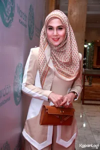 Foto Marini Zumarnis