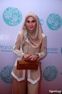 Foto Marini Zumarnis