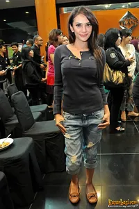 Foto Masayu Anastasia