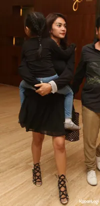 Foto Masayu Anastasia