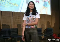 Foto Maudy Ayunda