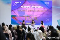 Foto Maudy Ayunda