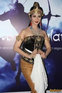 Foto Maudy Koesnaedi