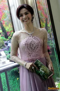 Foto Maudy Koesnaedi