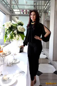 Foto Maudy Koesnaedi