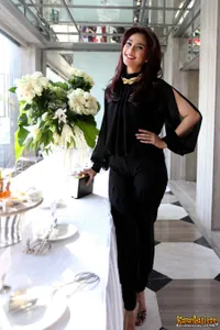 Foto Maudy Koesnaedi