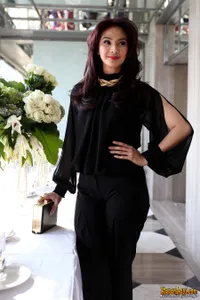 Foto Maudy Koesnaedi