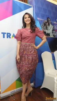 Foto Maudy Koesnaedi
