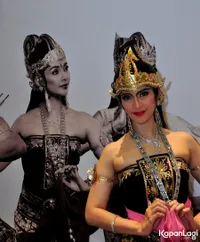 Foto Maudy Koesnaedi