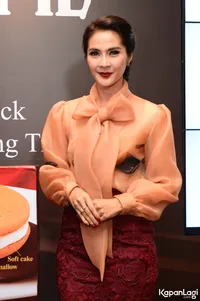 Foto Maudy Koesnaedi