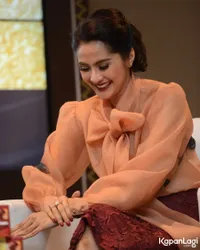 Foto Maudy Koesnaedi