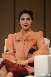 Foto Maudy Koesnaedi