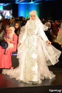 Foto Maudy Koesnaedi