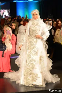 Foto Maudy Koesnaedi