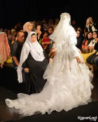 Foto Maudy Koesnaedi