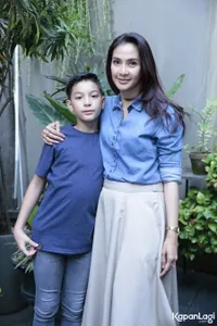 Foto Maudy Koesnaedi