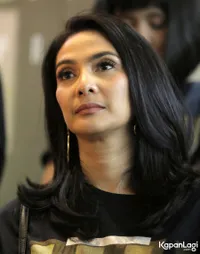 Foto Maudy Koesnaedi